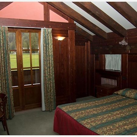 Hotel California Champoluc Zewnętrze zdjęcie