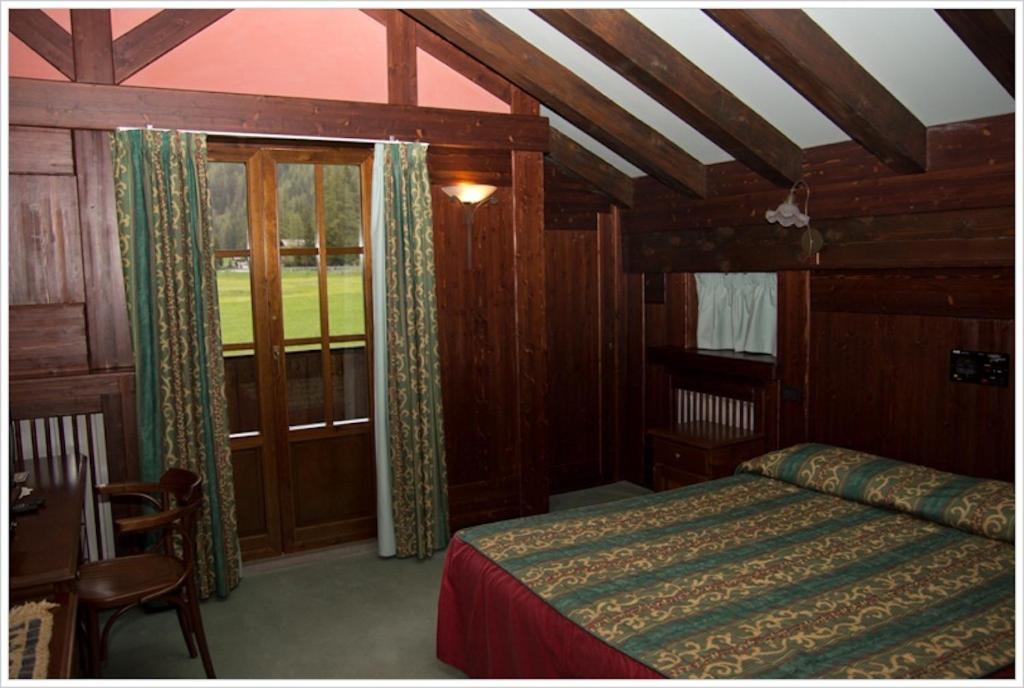 Hotel California Champoluc Zewnętrze zdjęcie