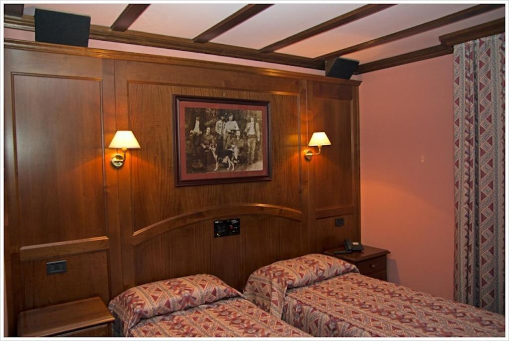 Hotel California Champoluc Zewnętrze zdjęcie